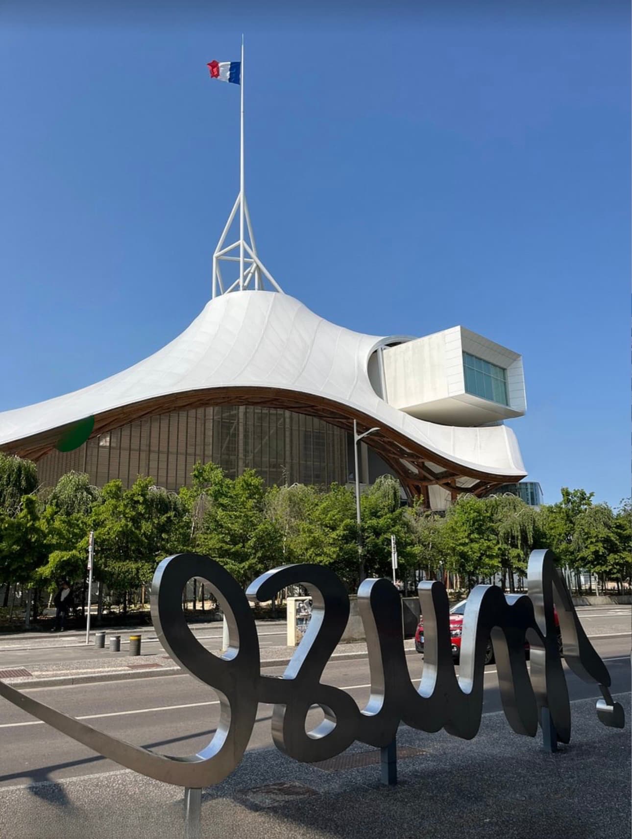 quartier amphitheatre metz centre pompidou emplacement moderne